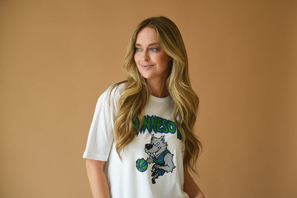 Minnesota Throwback Basketball Unisex Tee